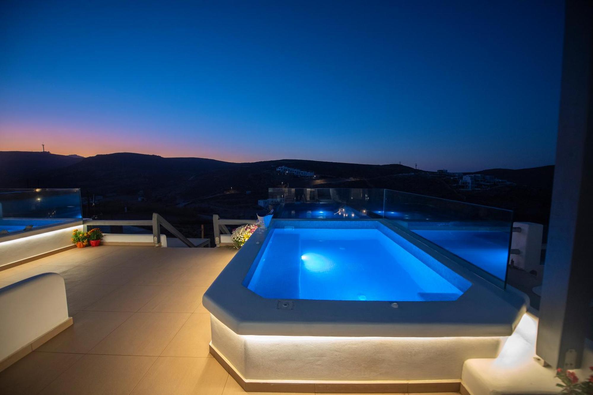 Myrsini'S Luxury Suites Merchia Mykonos Town ภายนอก รูปภาพ