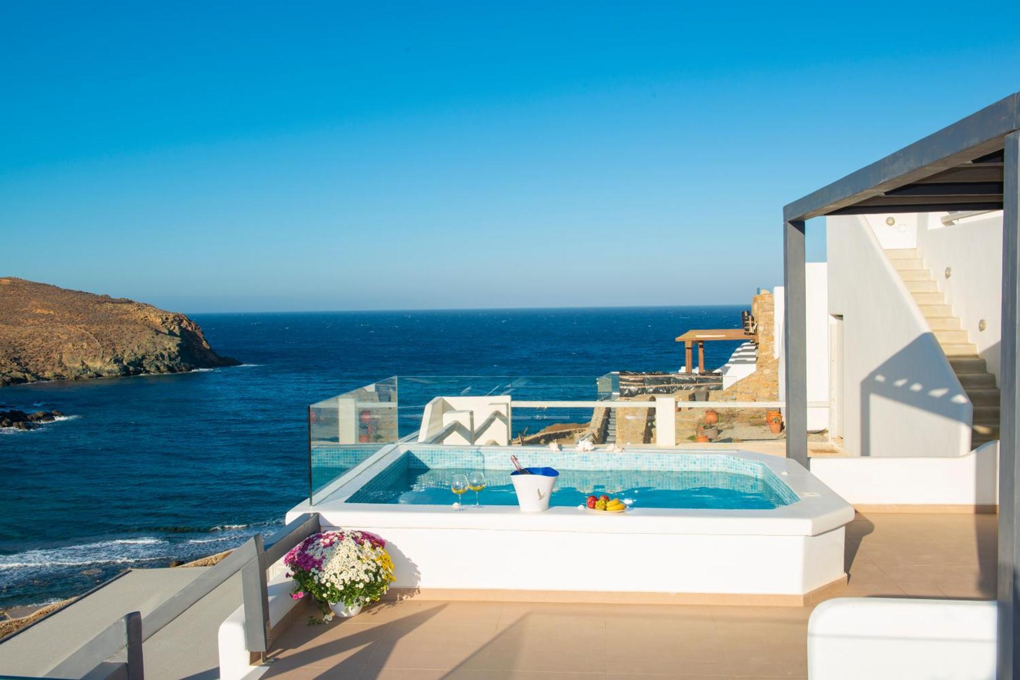 Myrsini'S Luxury Suites Merchia Mykonos Town ภายนอก รูปภาพ
